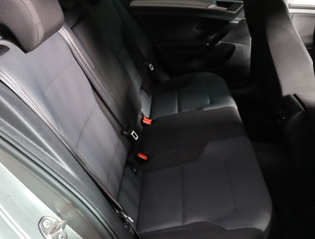 Volkswagen e-Golf