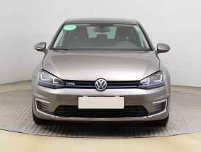 Volkswagen e-Golf - 2016