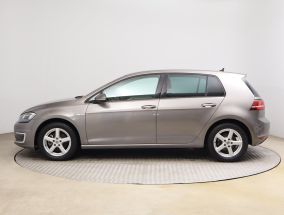 Volkswagen e-Golf - 2016