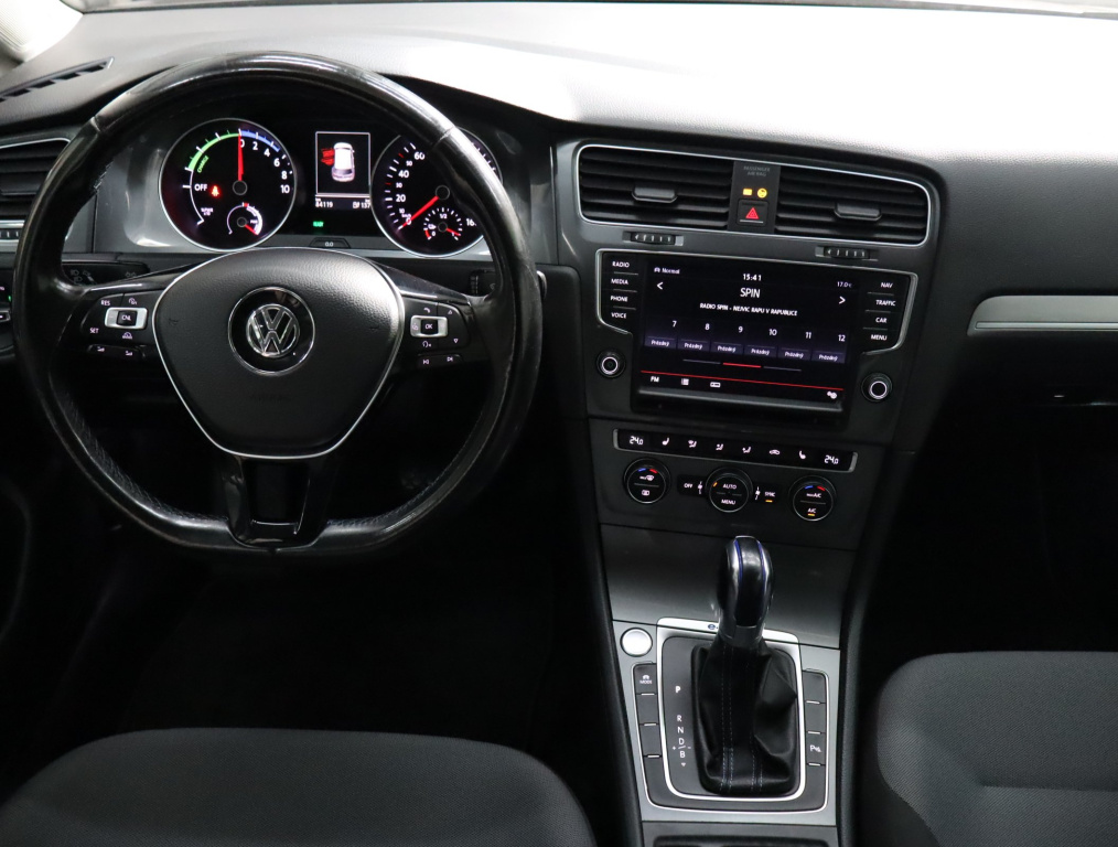 Volkswagen e-Golf