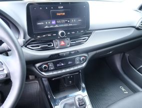 Hyundai i30 - 2024
