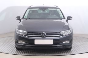 Volkswagen Passat - 2022