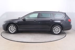 Volkswagen Passat - 2022