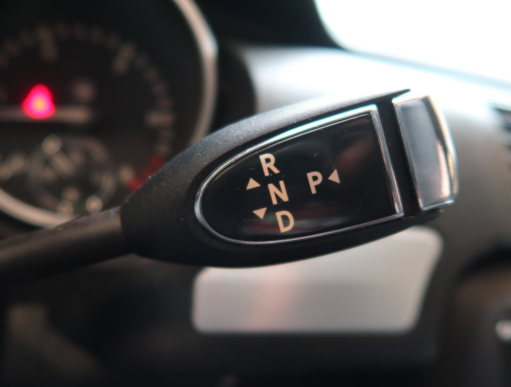 Mercedes-Benz R