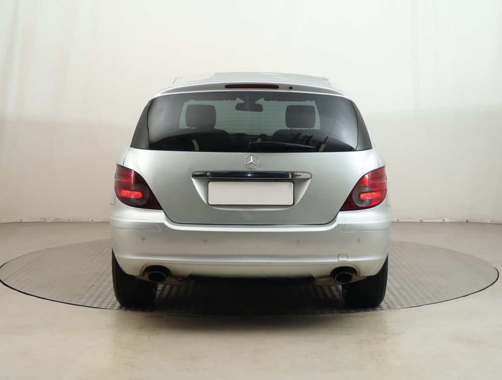 Mercedes-Benz R