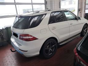 Mercedes-Benz ML - 2012