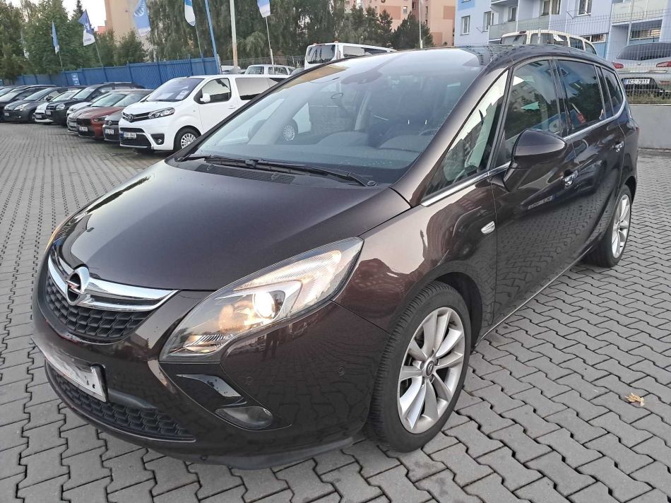 Opel Zafira - 2012