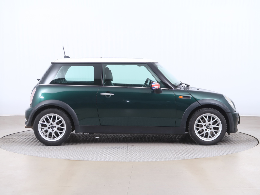 MINI 3-door