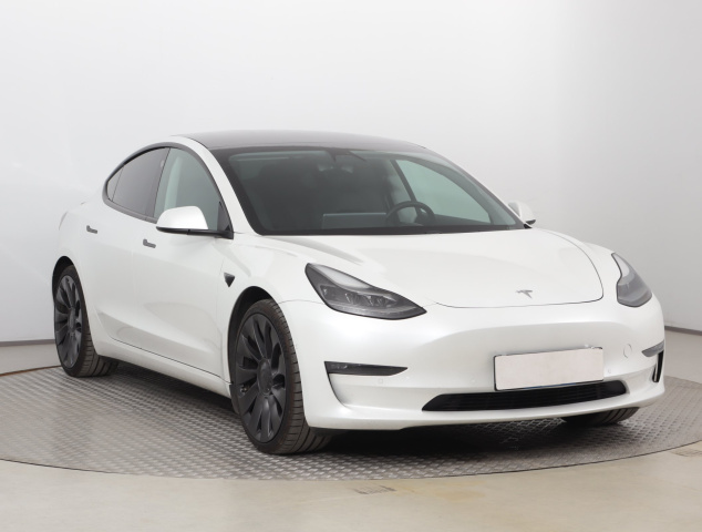 Tesla Model 3 2021
