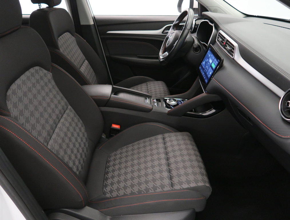 MG ZS SUV