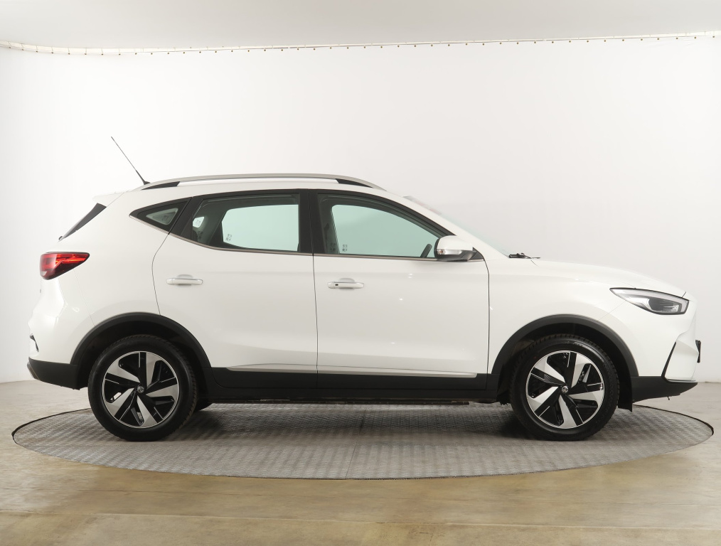 MG ZS SUV