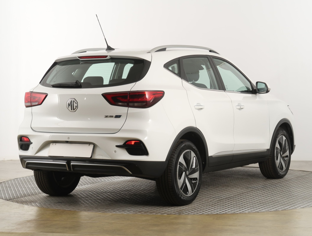 MG ZS SUV