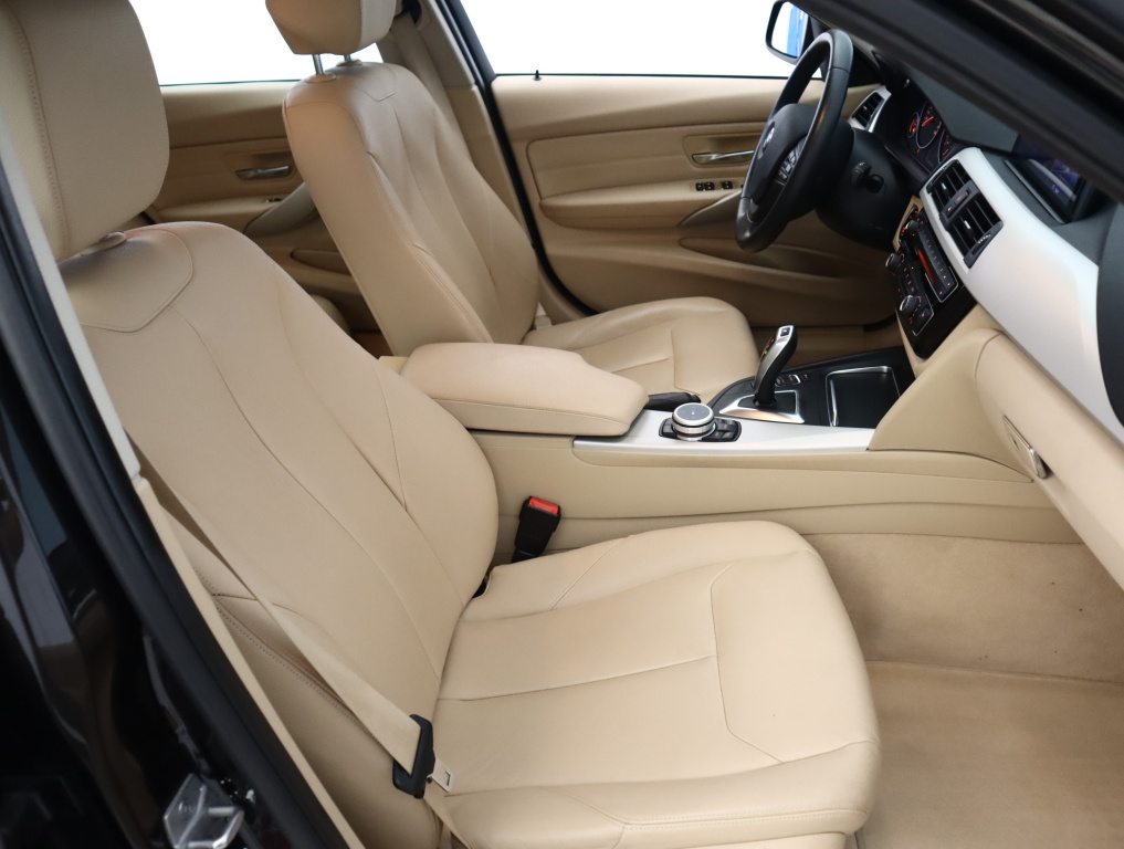 BMW 3