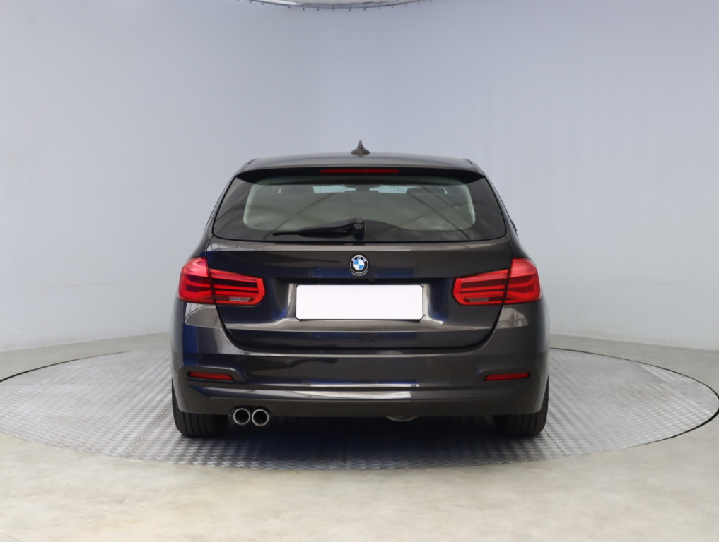 BMW 3