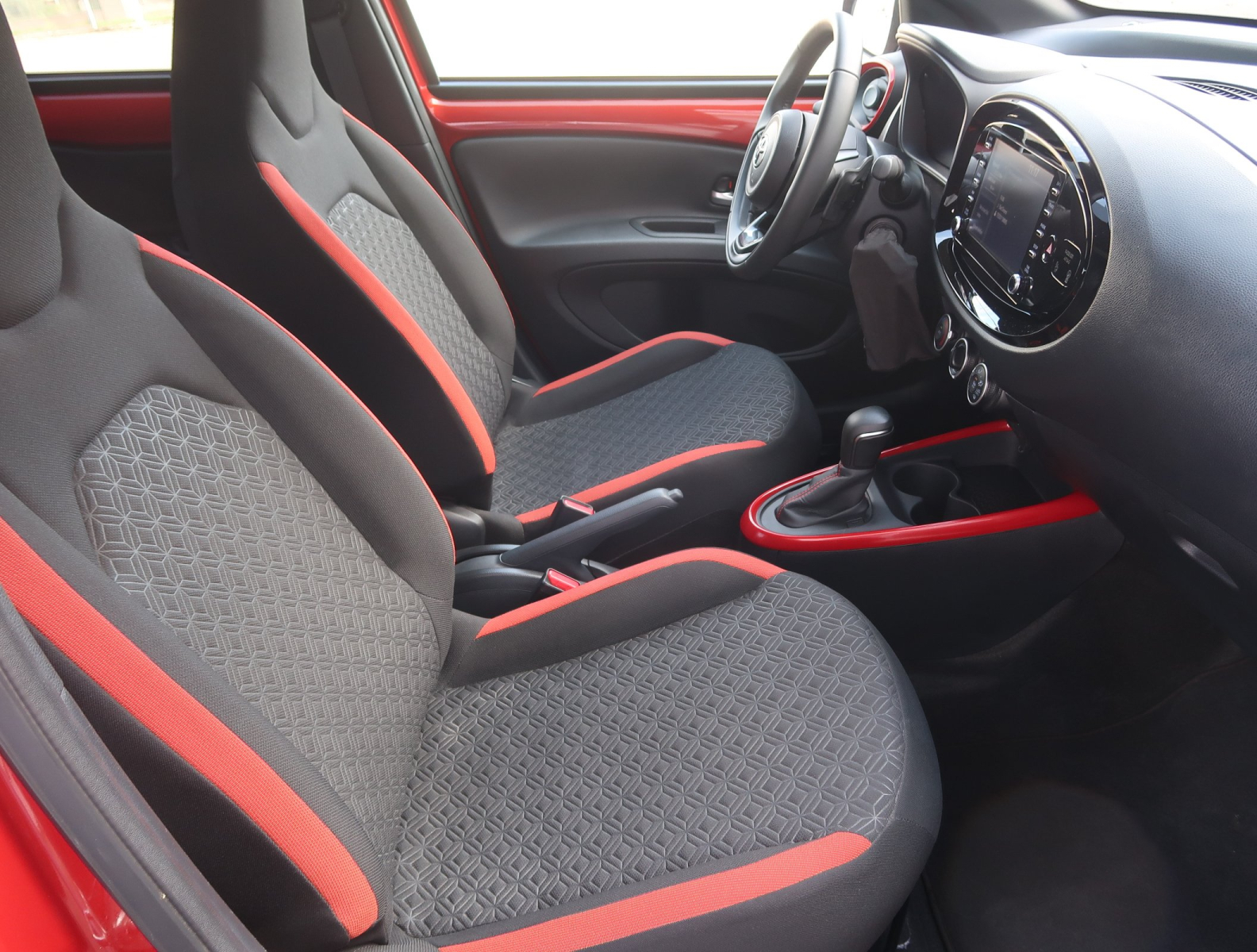 Toyota Aygo X - 2024