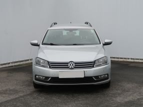 Volkswagen Passat - 2015