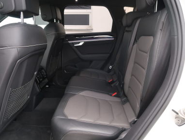 Volkswagen Touareg - 2021