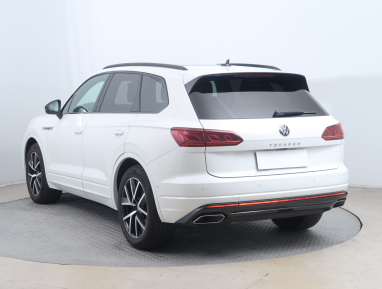 Volkswagen Touareg - 2021