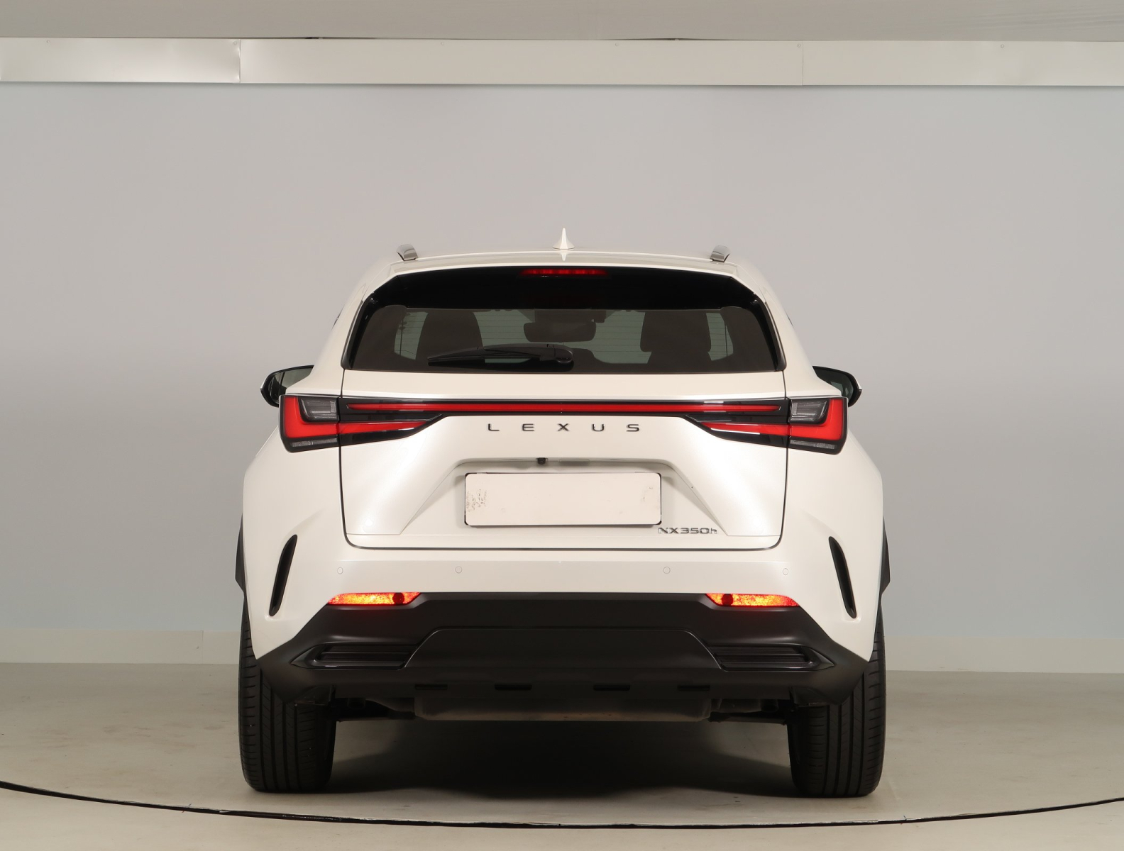 Lexus NX - 2023