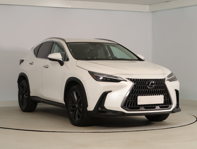 Lexus NX 2023