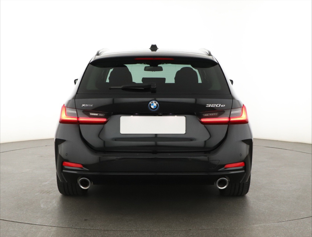 BMW 3
