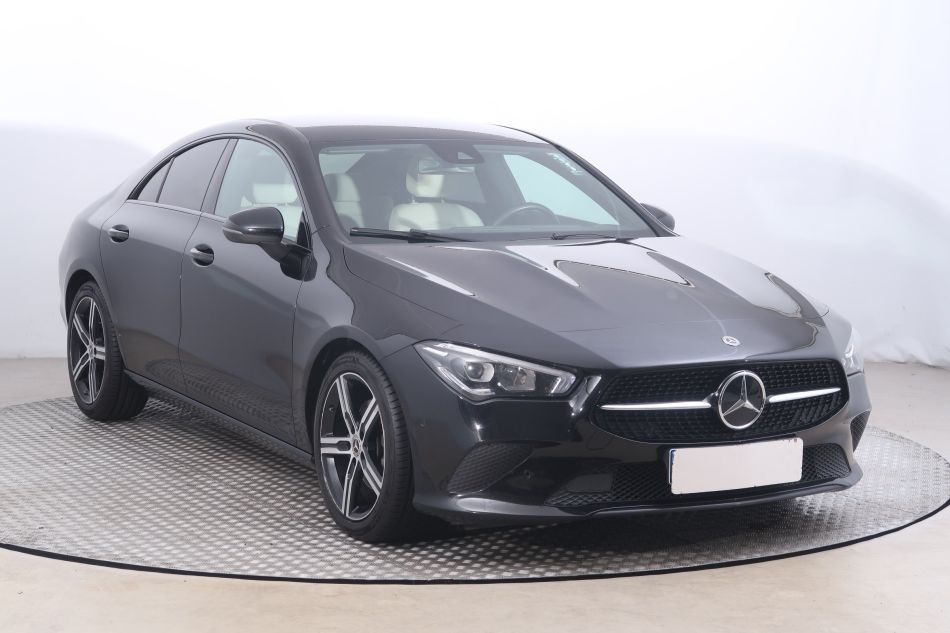 Mercedes-Benz CLA - 2021