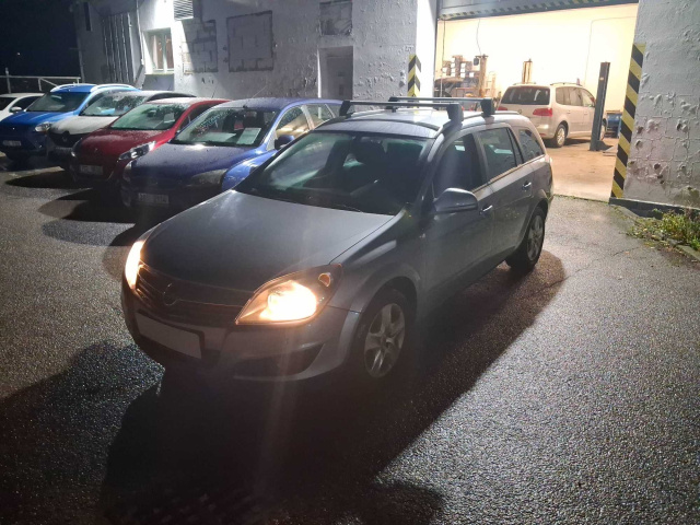 Opel Astra 2011