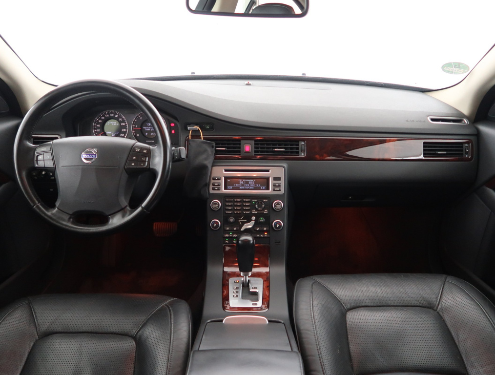 Volvo S80