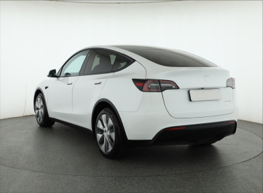 Tesla Model Y - 2022