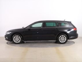 Volkswagen Passat - 2021