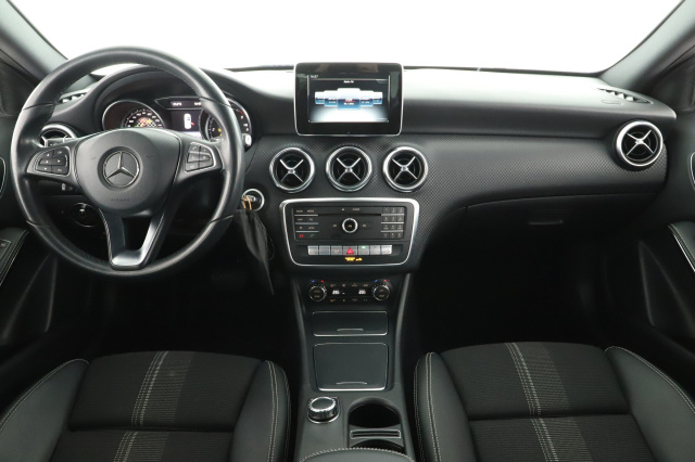 Mercedes-Benz A 180 d