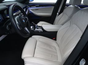 BMW 5 - 2019