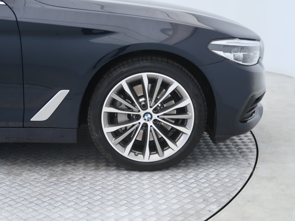 BMW 5