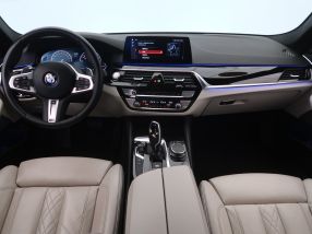BMW 5 - 2019