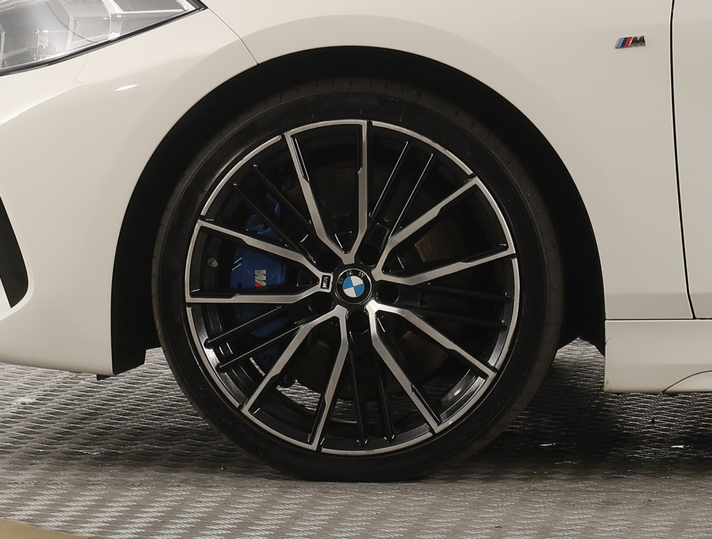 BMW 1