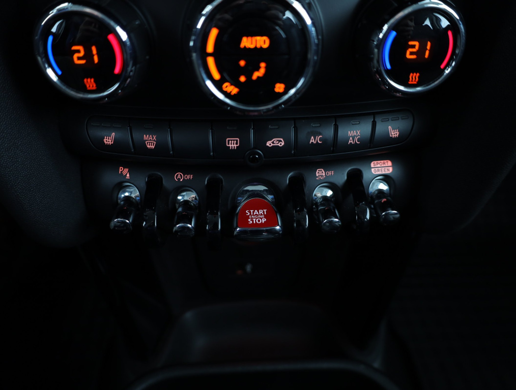 MINI 5-door