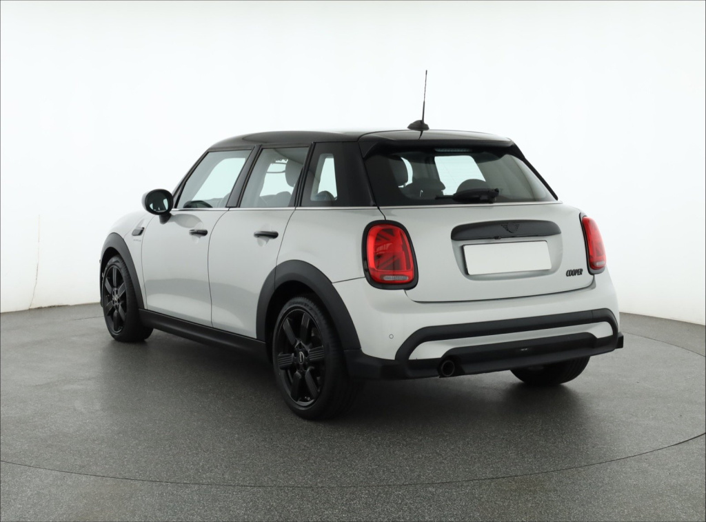 MINI 5-door