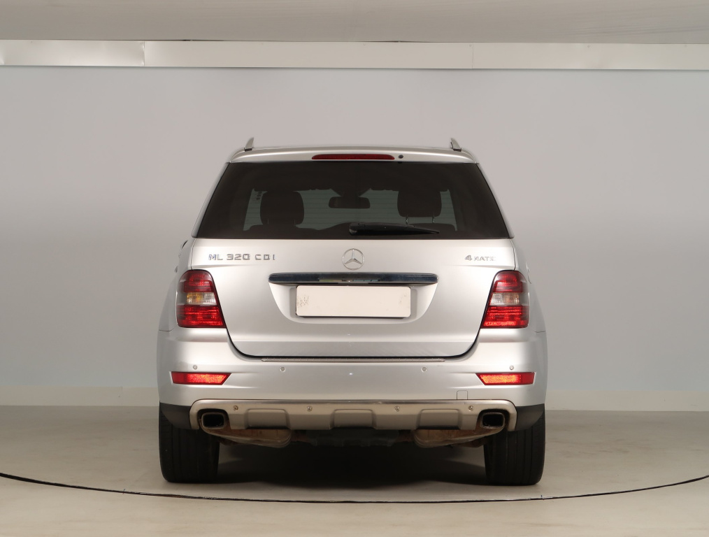 Mercedes-Benz ML