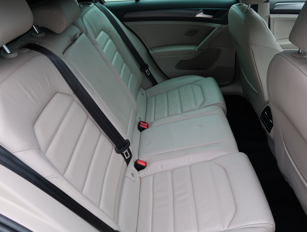 Volkswagen e-Golf