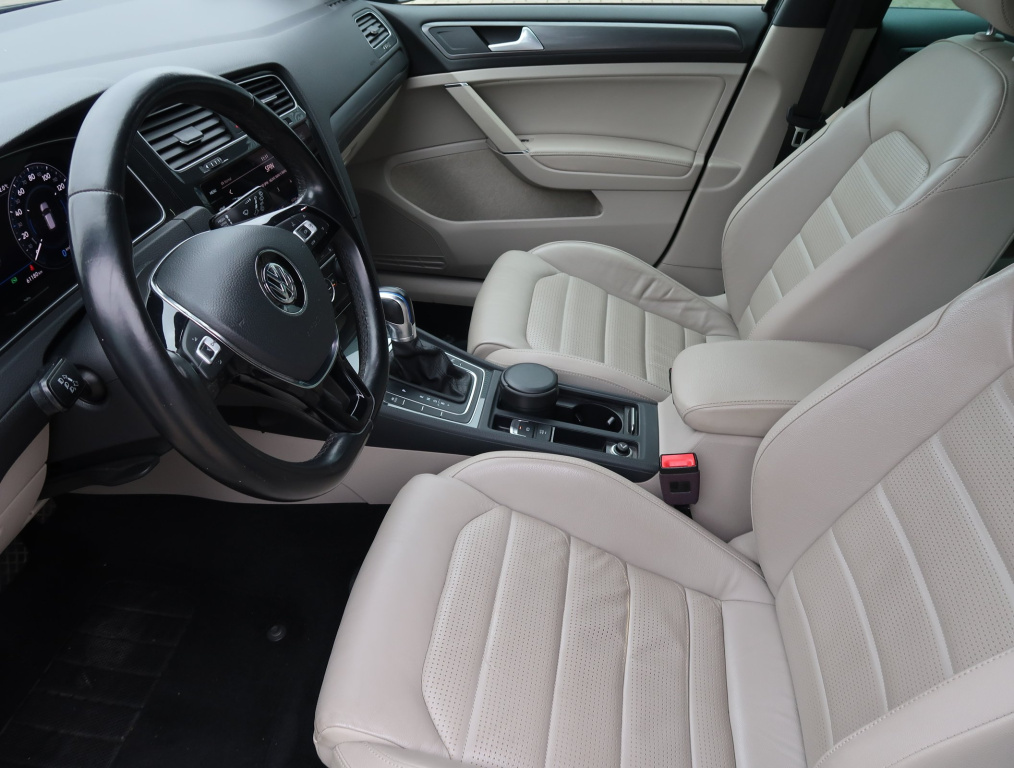 Volkswagen e-Golf