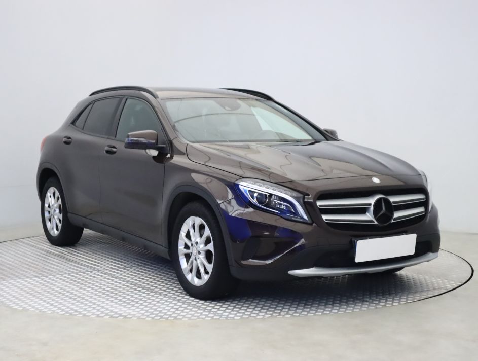 Mercedes-Benz GLA - 2014