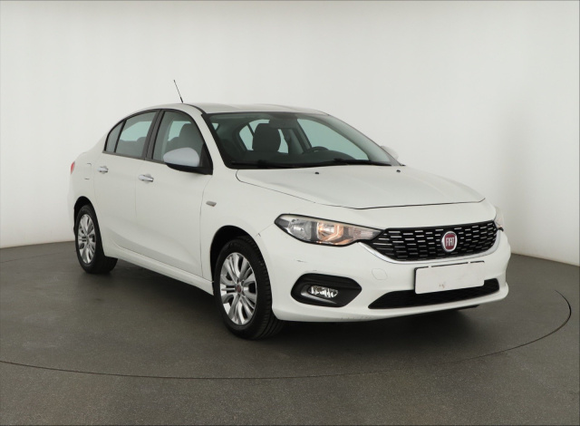 Fiat Tipo 2016