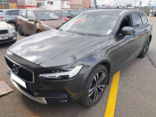 Volvo V90 Cross Country