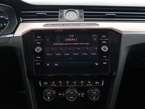 Volkswagen Passat - 2018