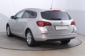 Opel Astra - 2015