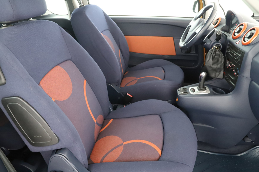 Peugeot 1007