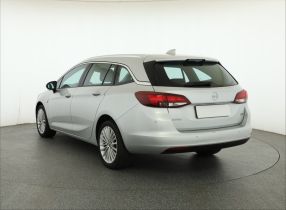Opel Astra - 2017