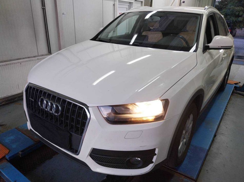 Audi Q3 - 2012