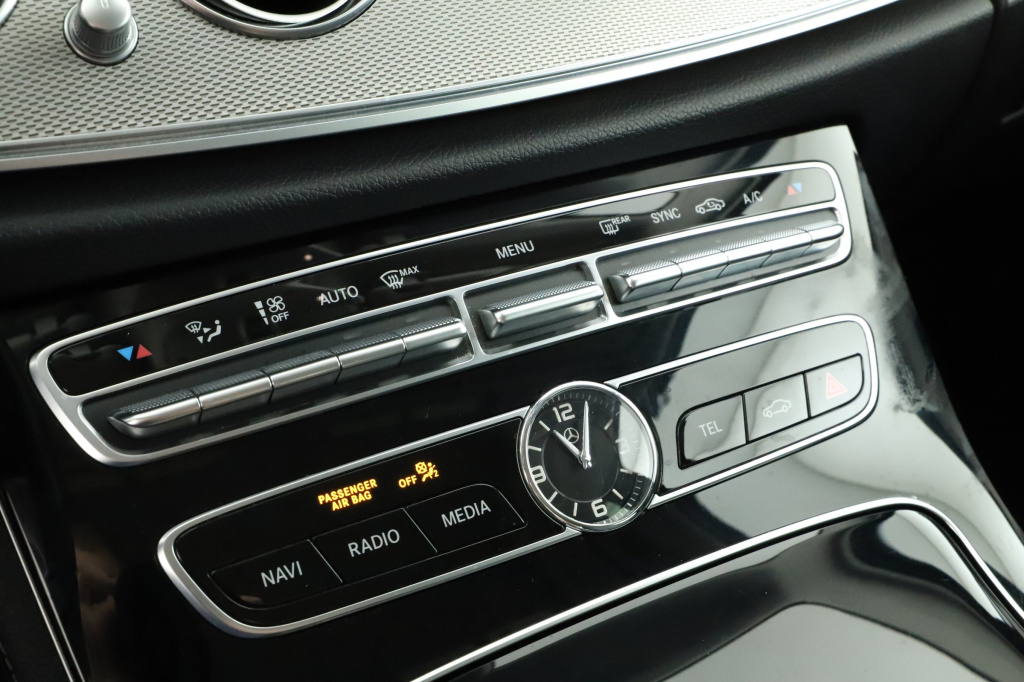 Mercedes-Benz E