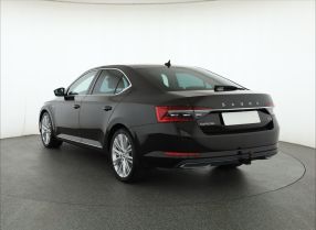 Skoda Superb - 2020